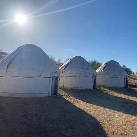 Готель Authentic Uzbek Yurt Camp Eco-Friendly Nurota Екстер'єр фото