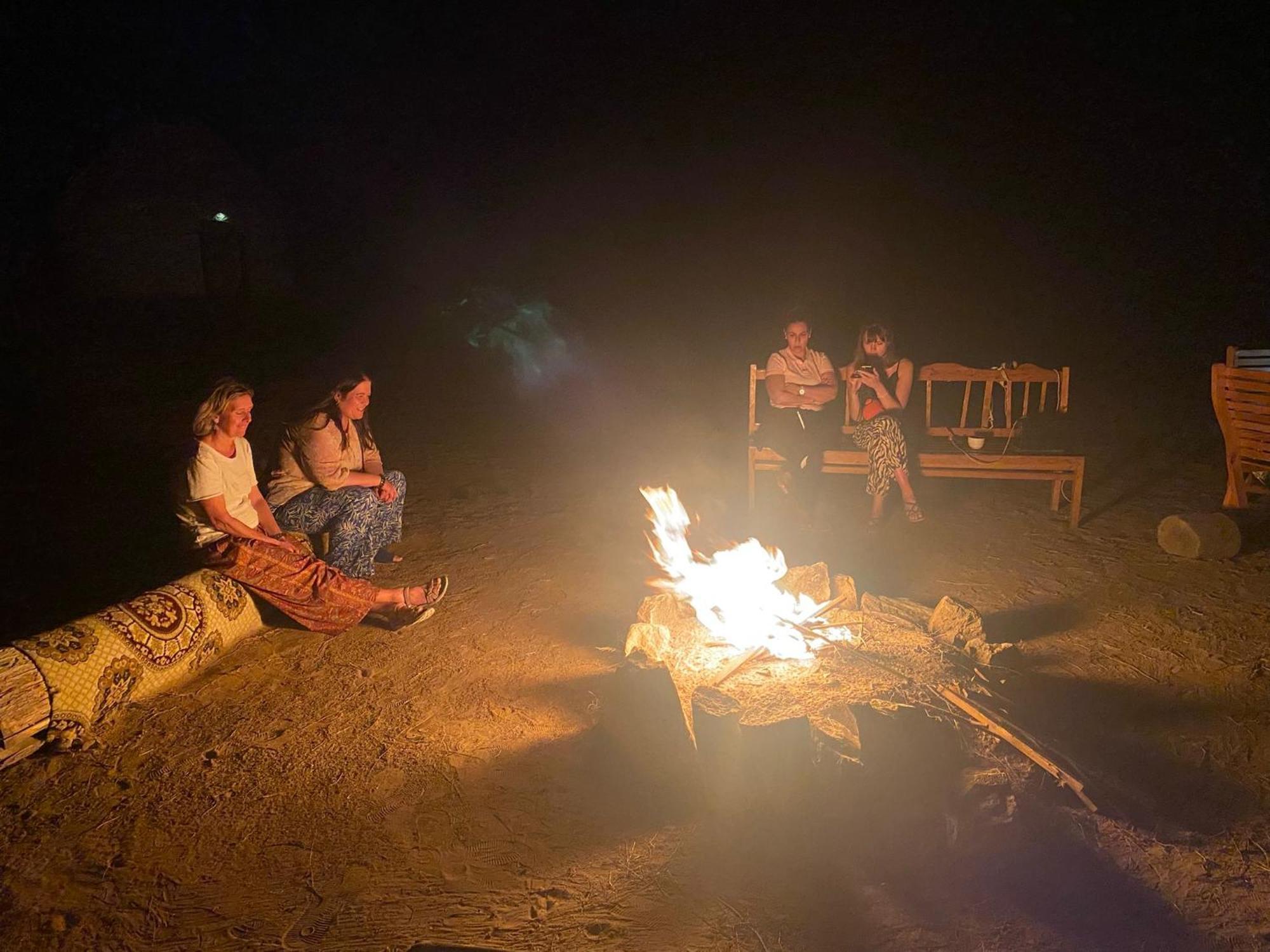 Готель Authentic Uzbek Yurt Camp Eco-Friendly Nurota Екстер'єр фото
